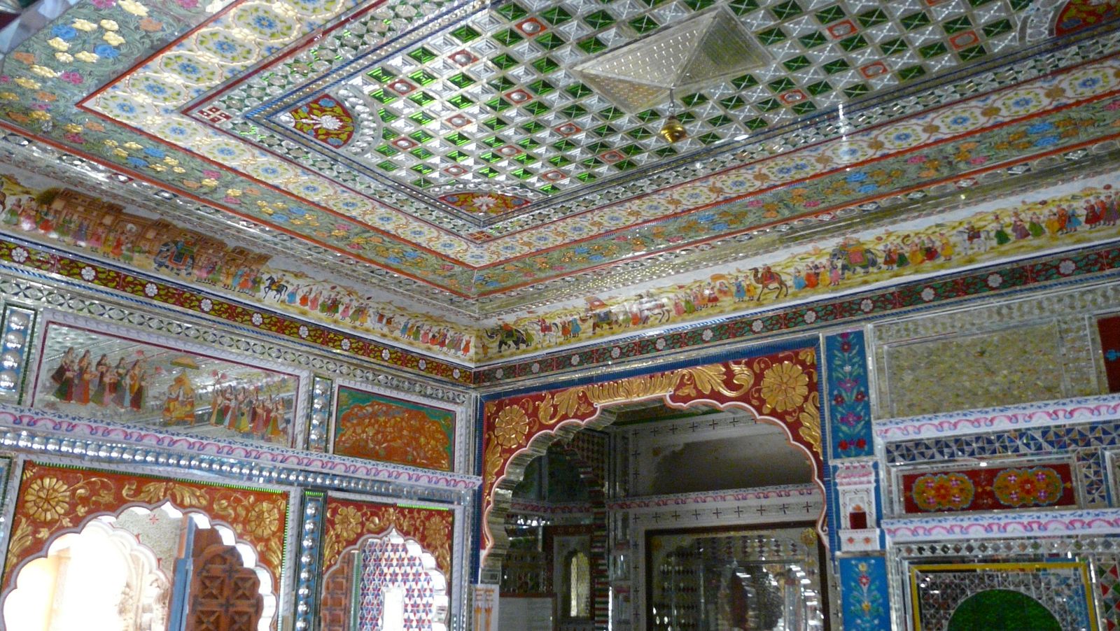 Carved and painted rooms inside Patwon ki Haveli in Jaisalmer