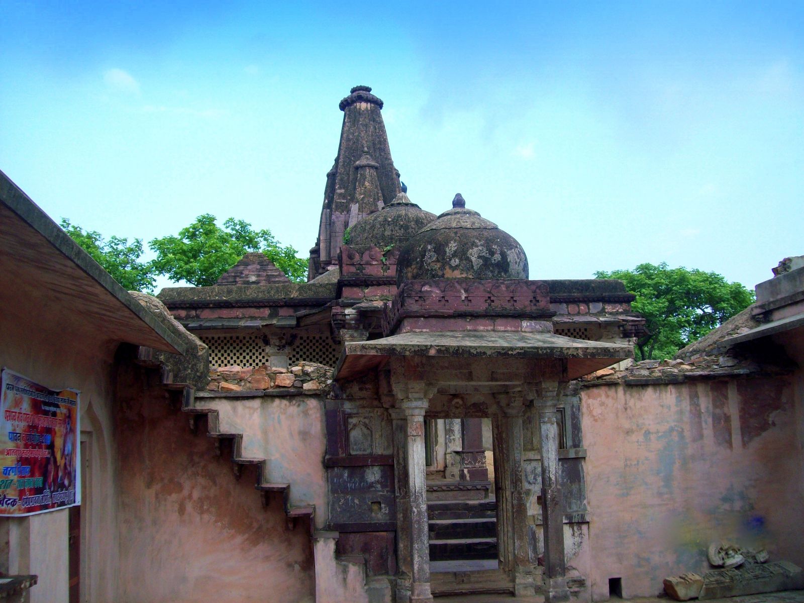 The carved entrance of a Jain temple inside Ranthambore Fort